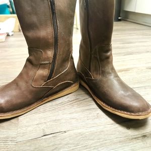New, no box, Oliberte leather boots, size 10